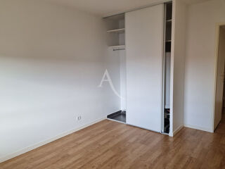  Appartement à louer 2 pièces 54 m²