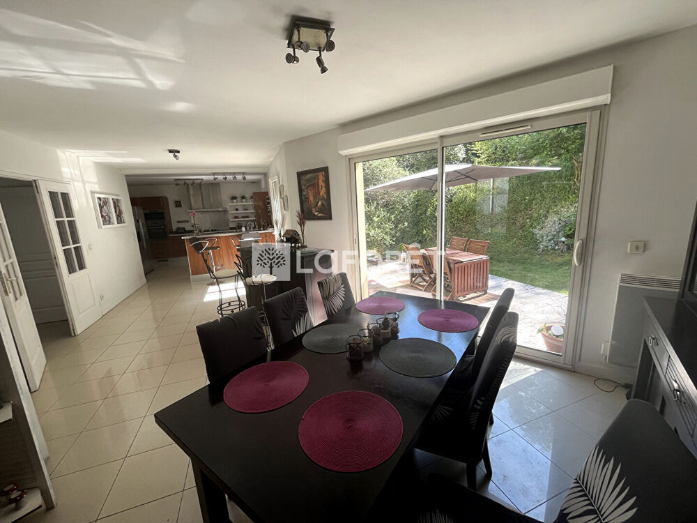 Vente Maison Maison Juziers 7 pièce(s) 165 m2 Juziers
