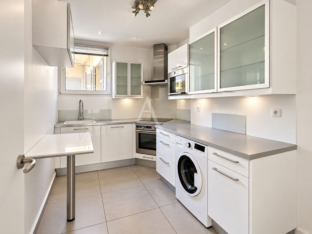 Vente Appartement CARRE D'OR - 13008 - APPARTEMENT 4PIECES - TERRASSE - STUDIO - CAVE Marseille 8