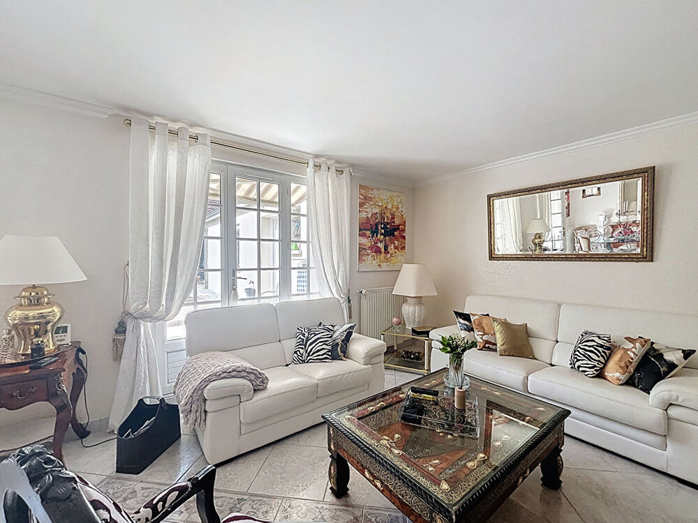 Vente Maison Charmante maison de plain pied Saint Jean De La Ruelle 4 pièces 91 m² Saint jean de la ruelle