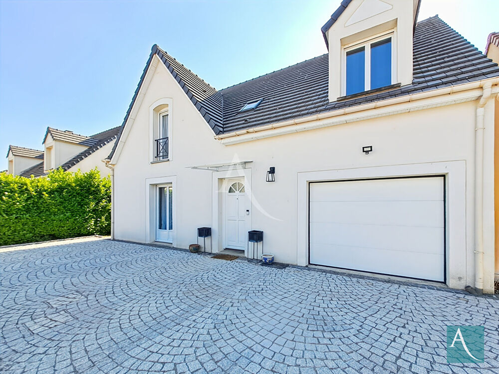 Maison contemporaine 130 m² Terrain 488 m² 4 chambres Saint-Germain-lès-Arpajon