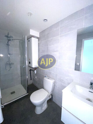  Appartement à louer 2 pièces 26 m²