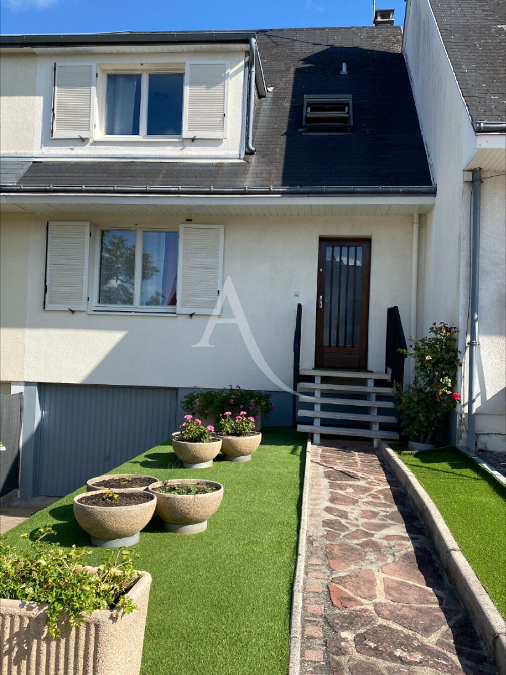 Vente Maison Maison 4 Pièces 91m² + Jardin + Garage Saint jean de la ruelle