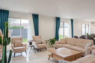  Maison � vendre 6 pi�ces 196 m�