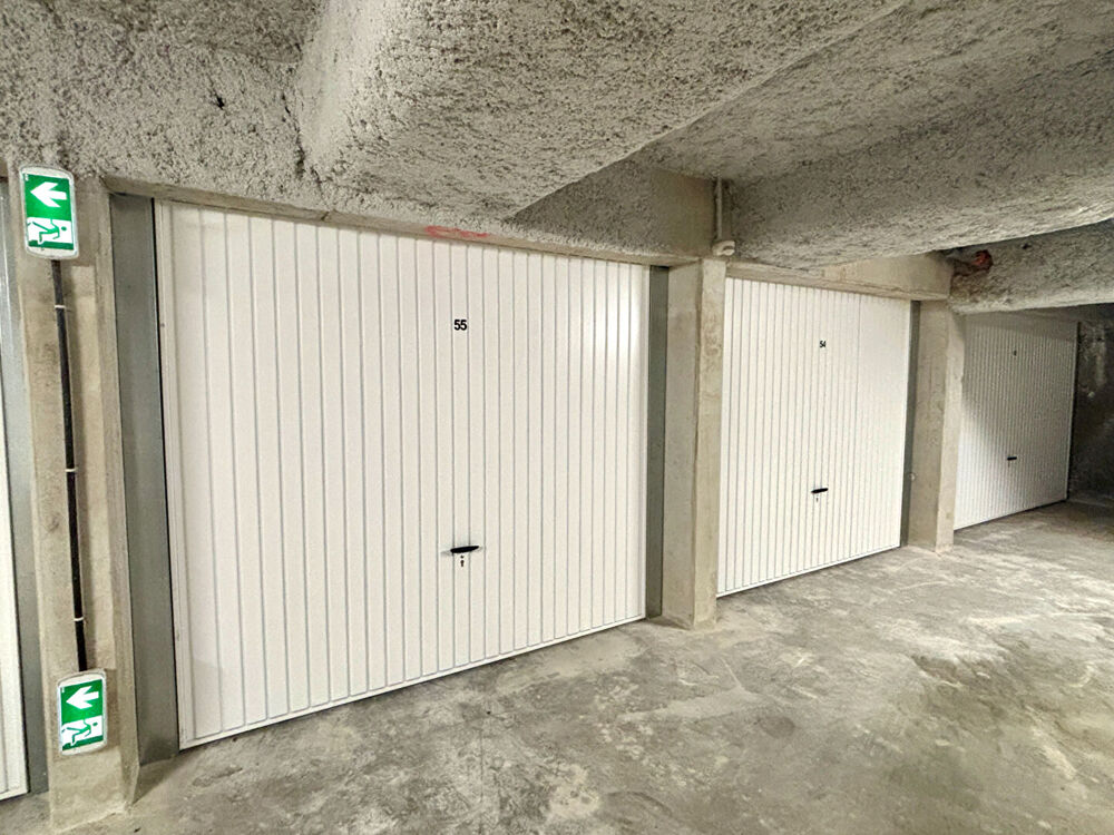 Vente Parking/Garage Garage fermé en sous-sol 15m² Gaillard
