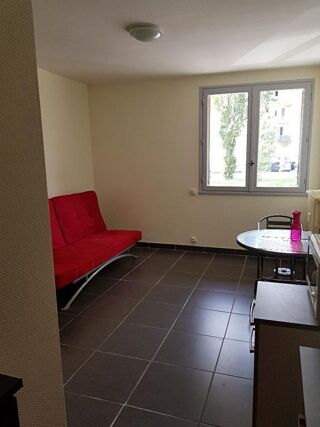  Appartement à louer 1 pièce 19 m²