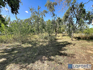  Terrain à vendre 2023 m²