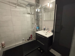  Appartement à louer 3 pièces 53 m²