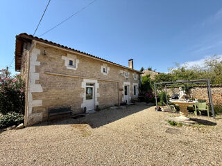  Maison à vendre 12 pièces 321 m²