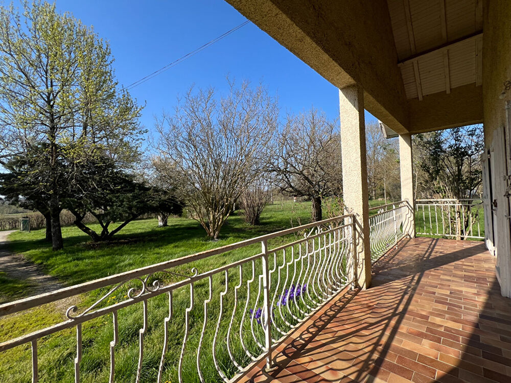 Maison en campagne non loin de Caussade, avec joli terrain
