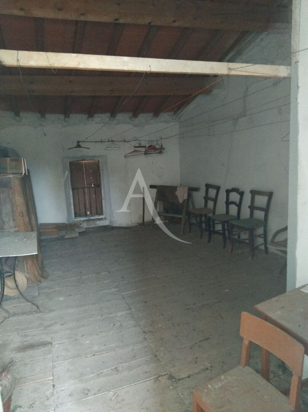Vente Maison Remise de 55 m² avec partie habitation de 36 m²  Val De Dagne Montlaur