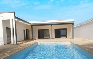  Maison à vendre 5 pièces 230 m² Ngaparou