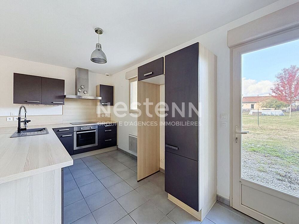 Vente Maison Maison de plain-pied 5 pièces à vendre - DPE C - 85,69 m² sur terrain de 1200 m² - garage Saint genest sur roselle