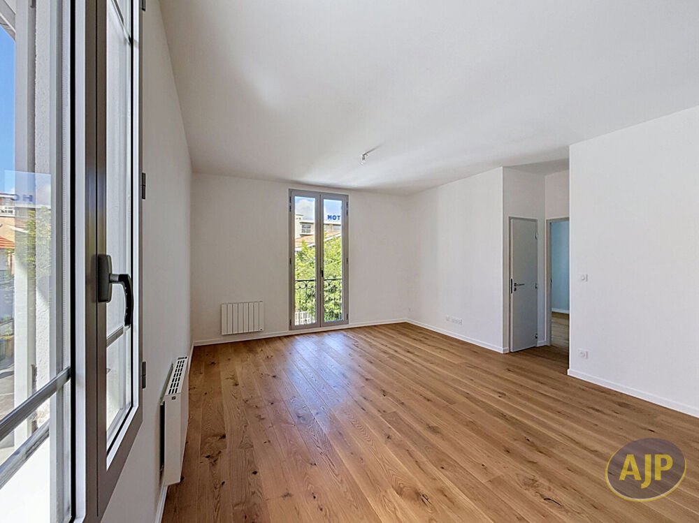 ARCACHON Proche centre et petit port T3 - 55.84 m2