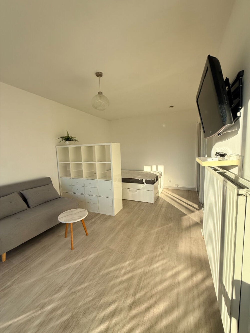Vente Appartement Studio baigné de lumière au dernier étage | Parking & Cave Aix en provence