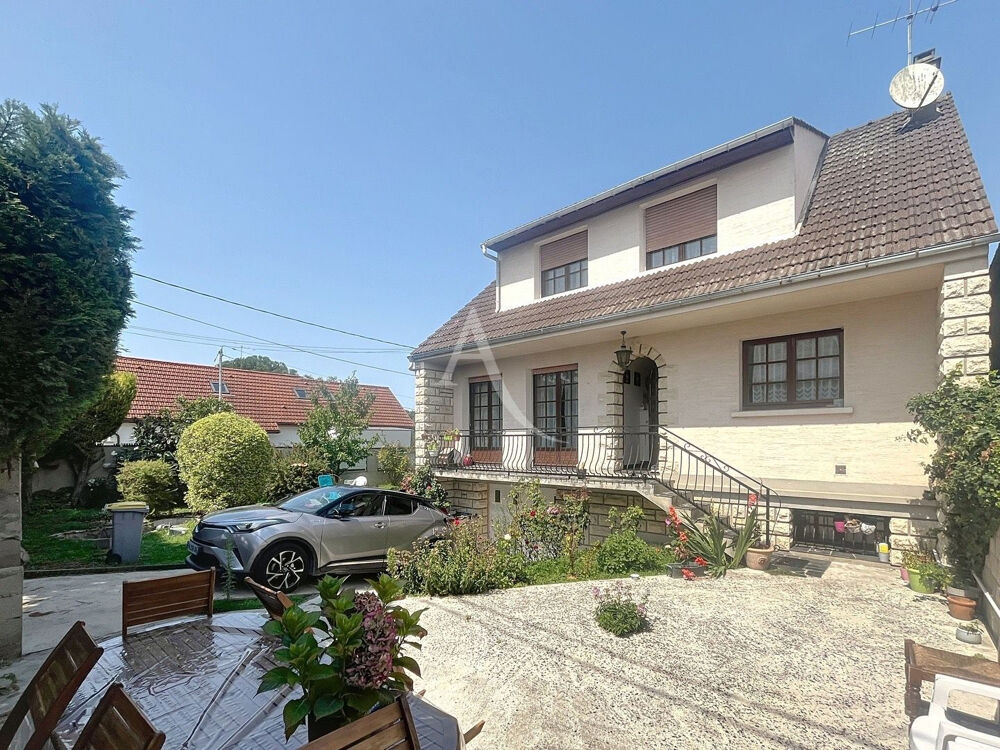 Maison 6 pièces 141 m² · à Chelles · 141 m² · 390 000 €