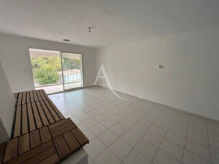 Location Appartement Peyriac de Mer - À louer - Appartement T5 d'environ 107 m² avec grande terrasse Peyriac de mer