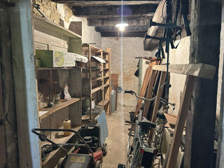  Remise / Grange à vendre 173 m²