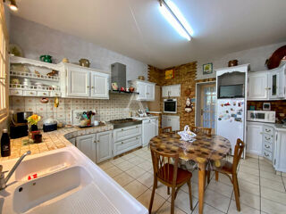  Maison � vendre 10 pi�ces 260 m�