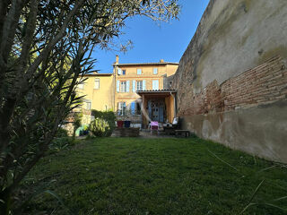  Maison  vendre 10 pices 400 m