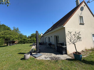 Maison à louer 6 pièces 145 m²
