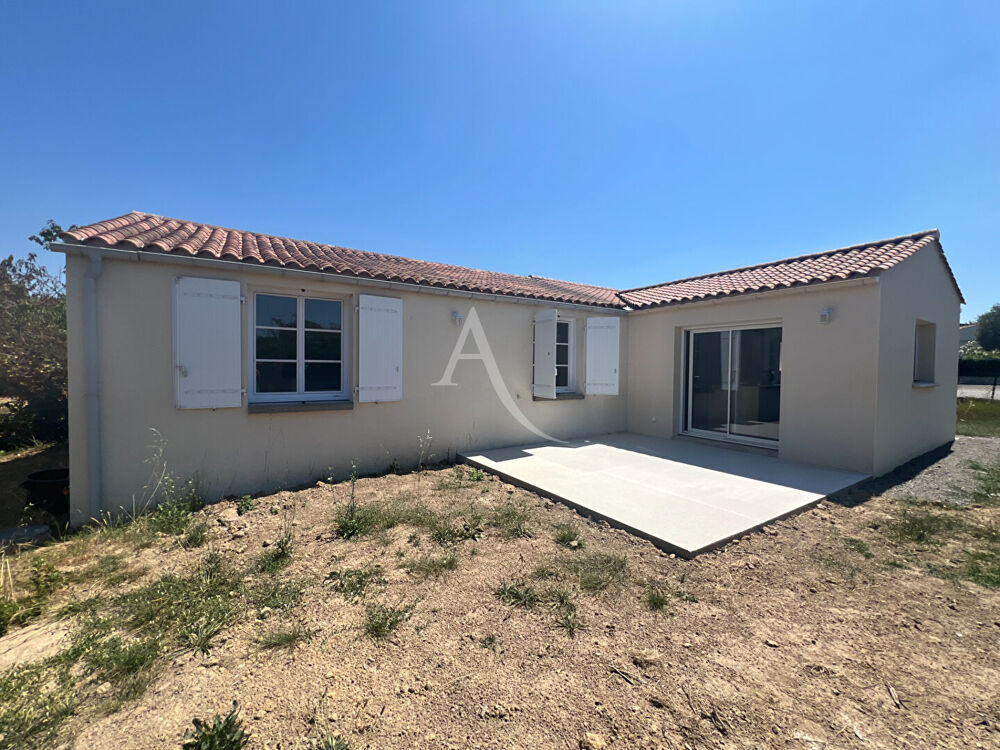 Maison 4 pièces 82 m² · à Avrille · 82 m² · 239 900 €