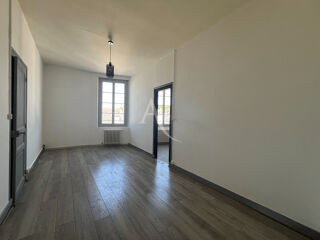  Immeuble à vendre 7 pièces 218 m²
