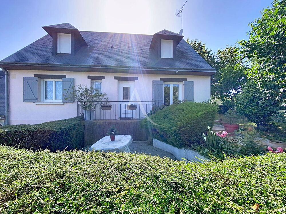 Maison Montreuil Juigne 6 pièces 133 m2