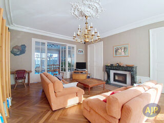  Maison à vendre 7 pièces 192 m²