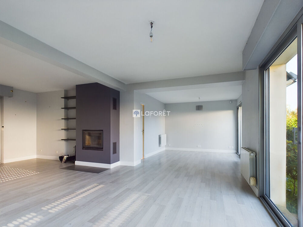 Location Maison Maison Quimper 6 pièce(s) 147 m2 Quimper