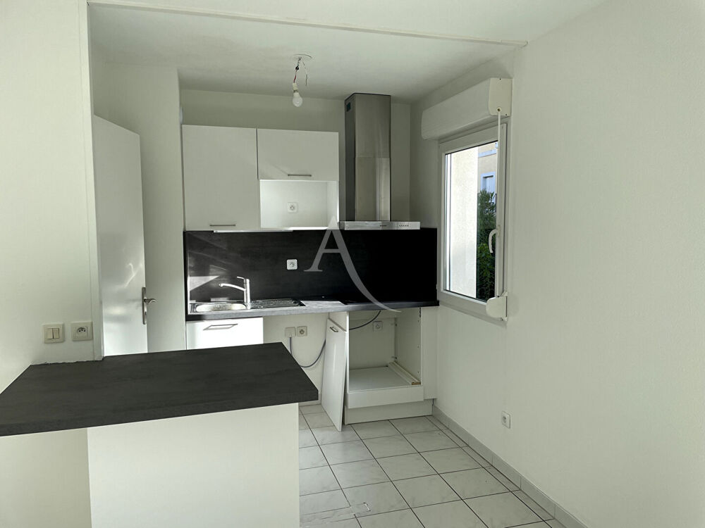 Location Appartement Vauvert T3 avec place de parking et balcon Vauvert