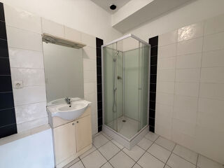  Appartement à louer 2 pièces 37 m²
