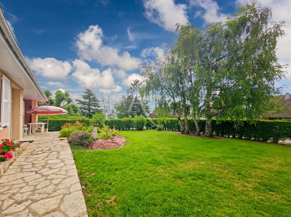 Maison Oinville 8 pièces, 171 m², 930 m² de parcelle
