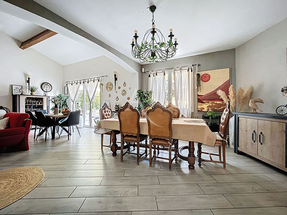 31620 Villaudric 190m²