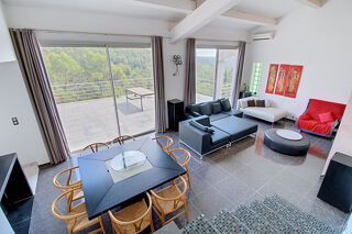Vente Maison A VENDRE Maison Draguignan 5 pièces 158 m2 avec piscine Draguignan