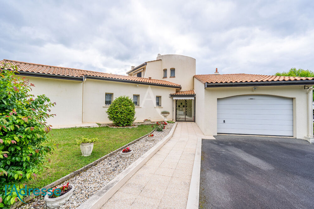 CESTAS - Maison familiale de 150m² avec jardin et double garage