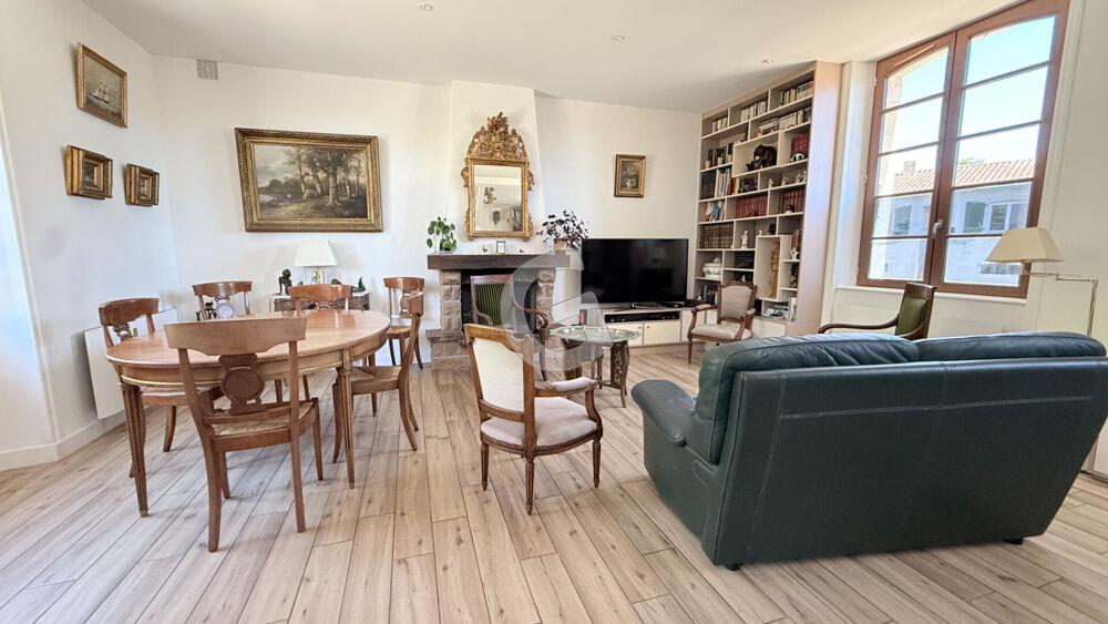 MAISON - 6 PIECES - 109 M² - A VENDRE - MOUTIERS LES MAUXFAITS