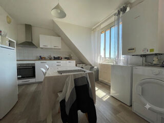 Immeuble à vendre 12 pièces 192 m²