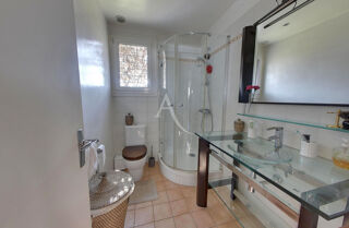  Maison � vendre 10 pi�ces 215 m�