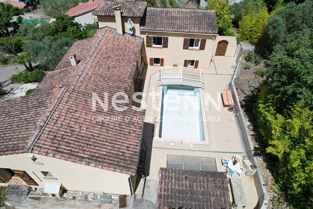 Vente Maison À VENDRE Maison Le Luc 5 pièces 140 m² , Terrain arboré 4 674 m² , Piscine ,Dépendances , À pied du centre-ville Le luc