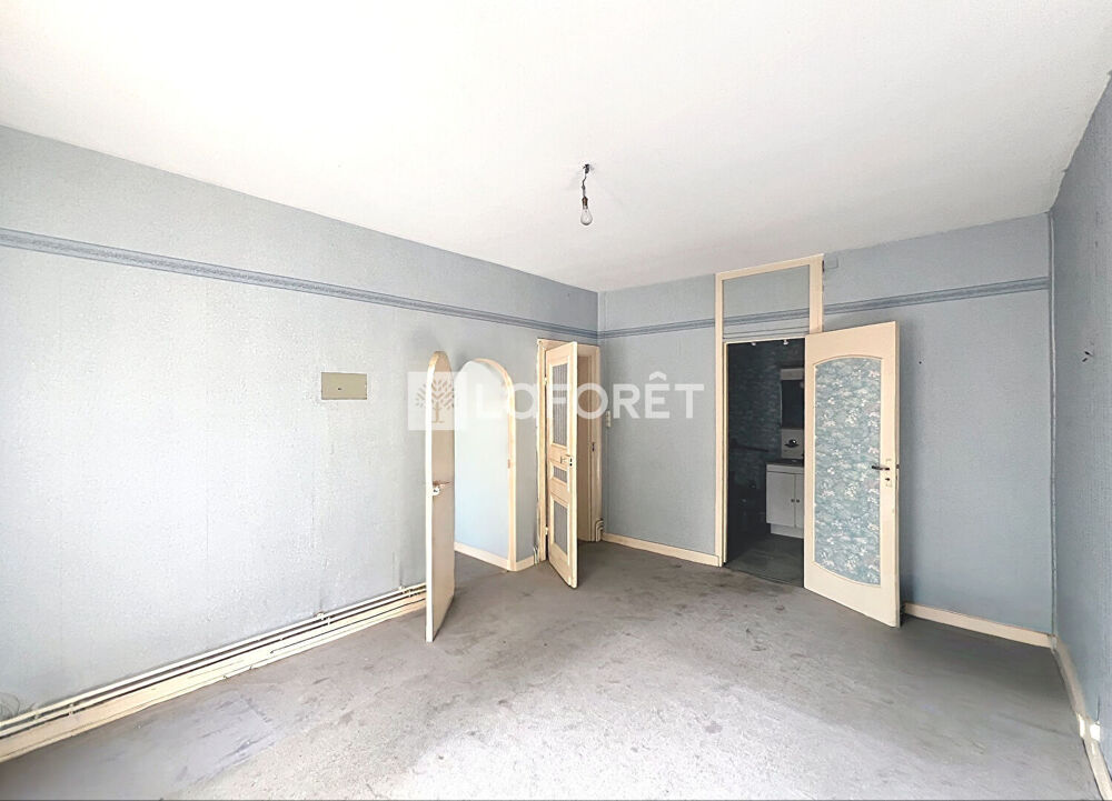 Vente Immeuble CALAIS - IMMEUBLE DE RAPPORT 236 m² - LOCAL COMMERCIAL + APPARTEMENT - COMBLE - CAVE - JARDIN Calais