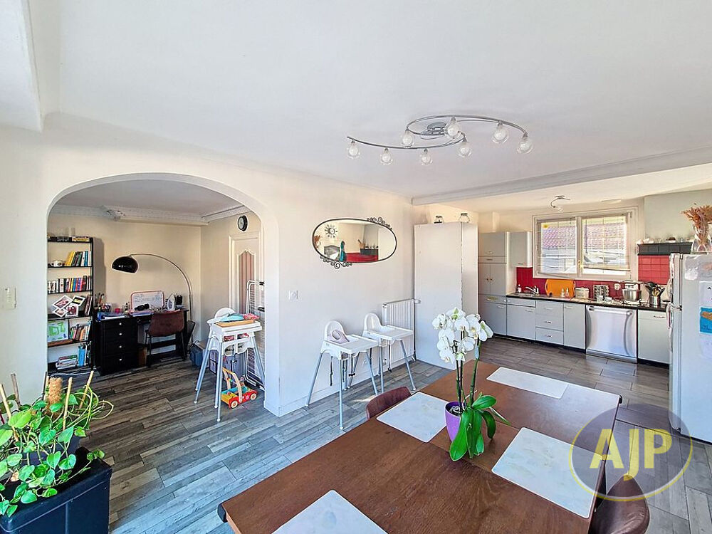 Maison Montaigu Vendée 4 pièces 101 m²