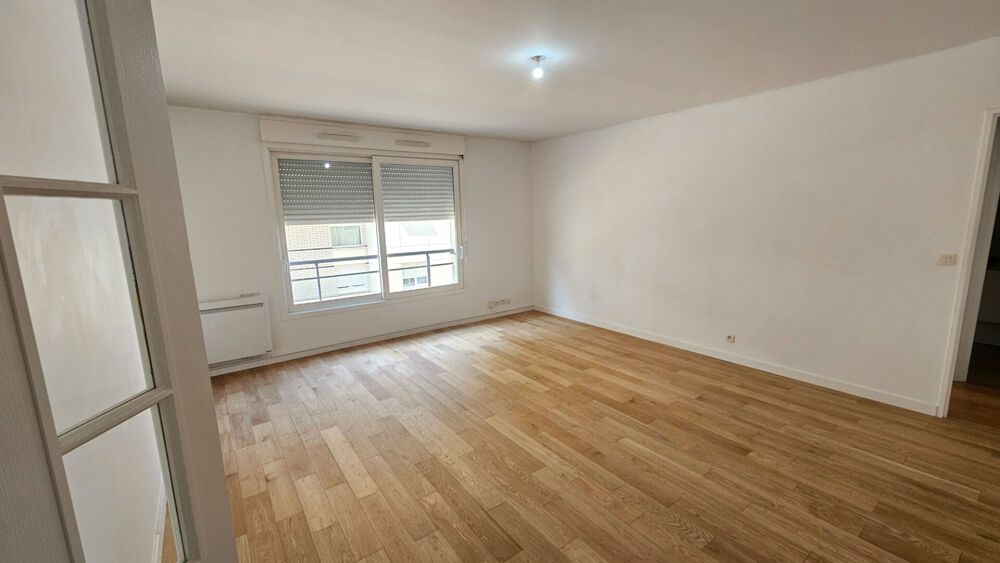 Location Appartement BEAU 2 PIECES + PARKING Paris 15