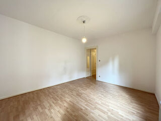  Appartement  louer 4 pices 82 m