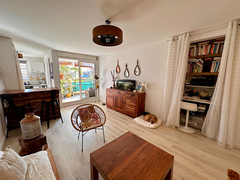 Vente Appartement PLATEAU CAILLOU :  APT T3  2 parkings, résidence avec ascenseur Saint paul