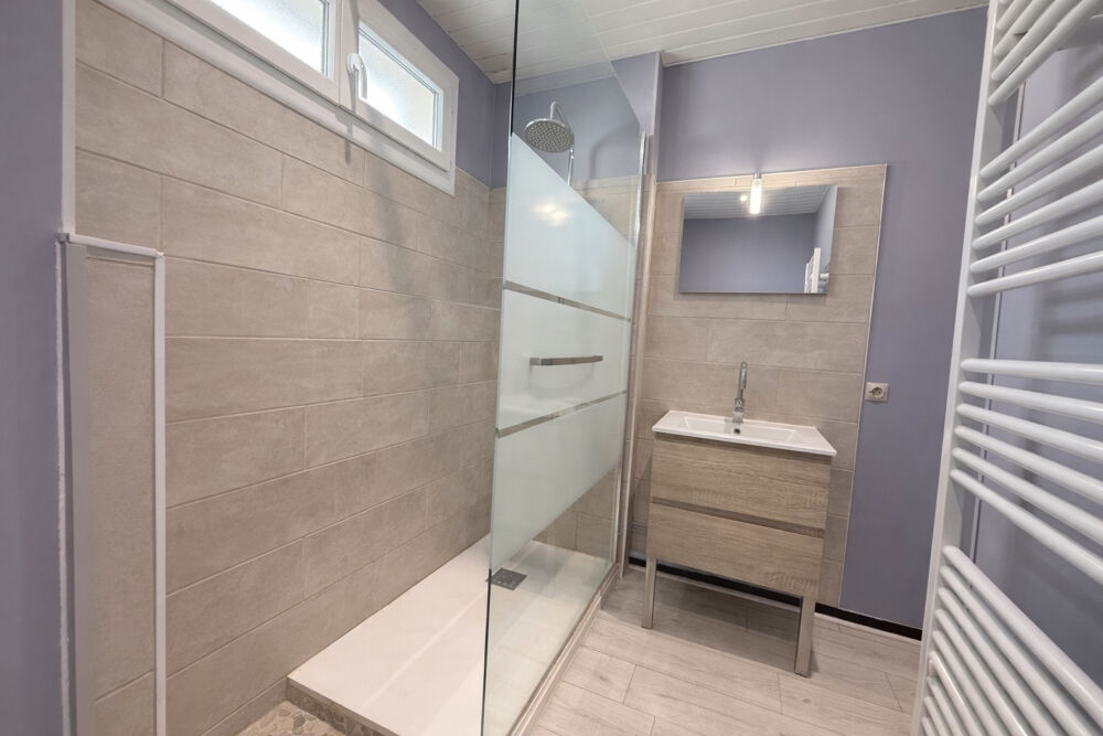 Maison Lons-Le-Saunier / 6 pièces / 3 chambres / 90 m²