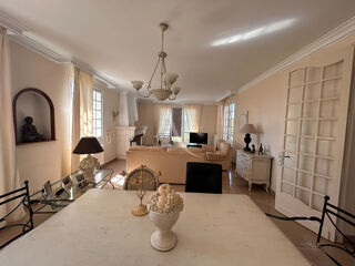  Maison à vendre 6 pièces 215 m²