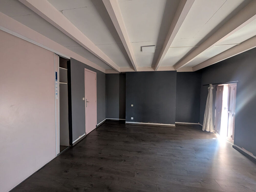 Local Professionnel à louer de 204m²