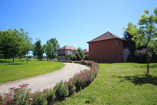  Appartement à louer 3 pièces 42 m²