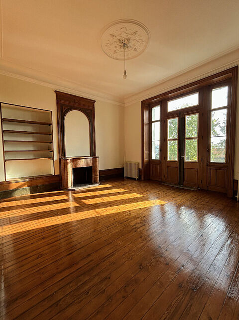  Appartement � louer 2 pi�ces 55 m�